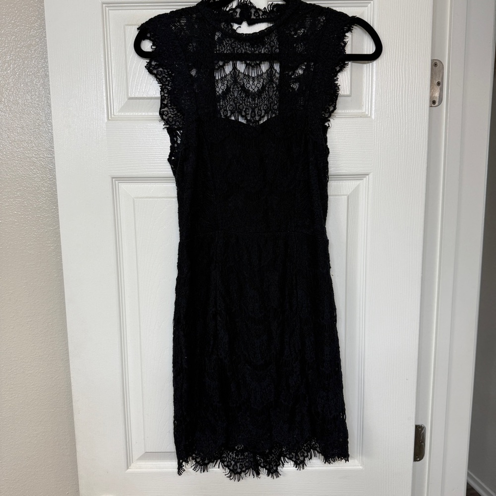 Elegant Black Lace Dress